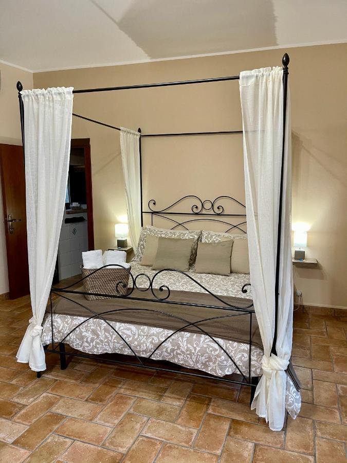Casa Vacanze La Piazzetta Del Castello Montecalvello Zewnętrze zdjęcie