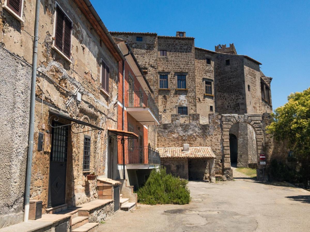 Casa Vacanze La Piazzetta Del Castello Montecalvello Zewnętrze zdjęcie